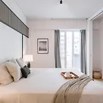 Biel - 2 Bedrooms, Pool And Parking In Arroios