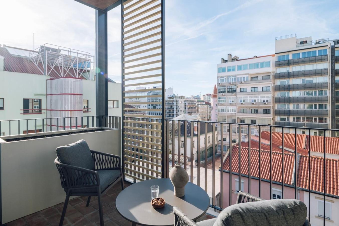 Biel - 2 Bedrooms, Pool And Parking In Arroios *